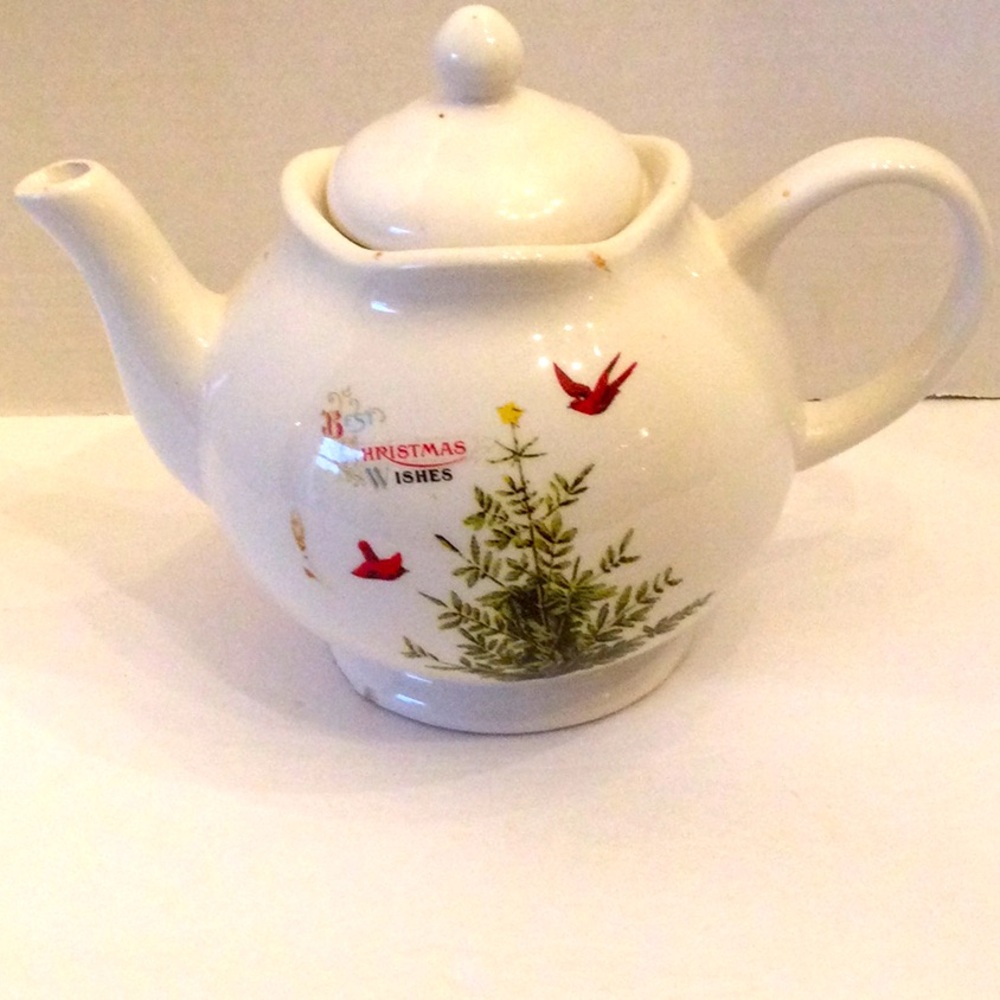 Magenta teapot Christmas cardinals and pines